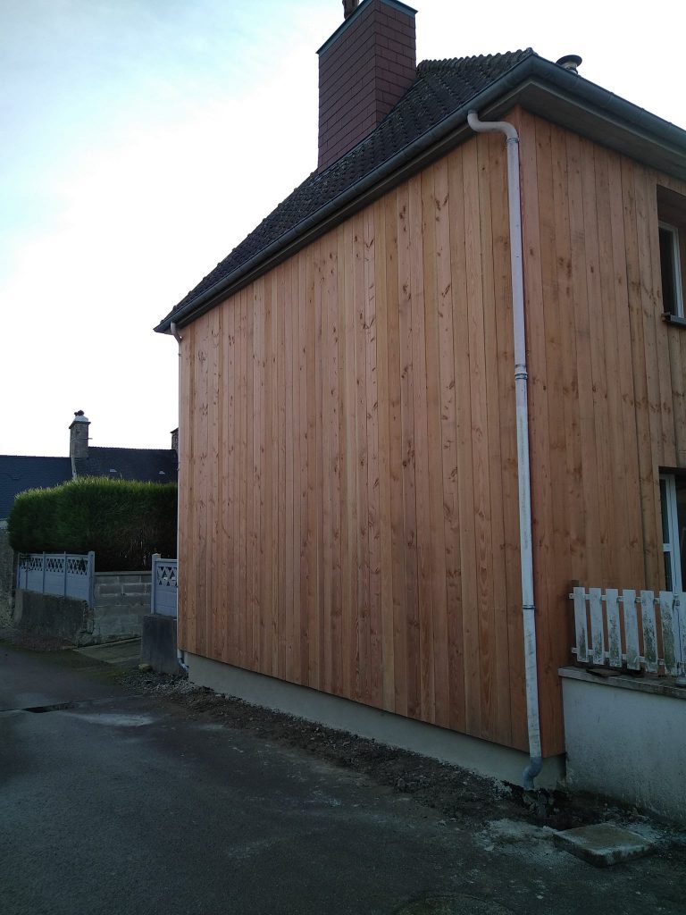 Isolation en fibre de bois et bardage en bois