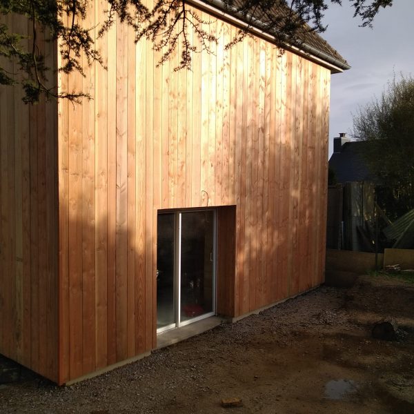 Isolation en fibre de bois et bardage en bois