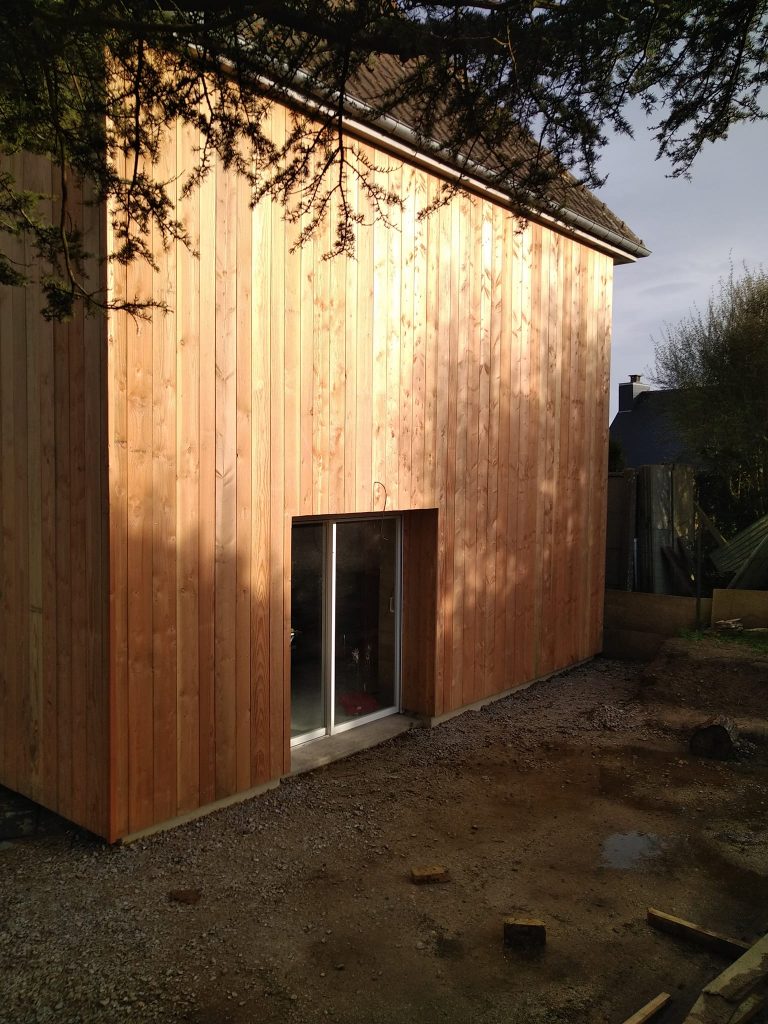Isolation en fibre de bois et bardage en bois